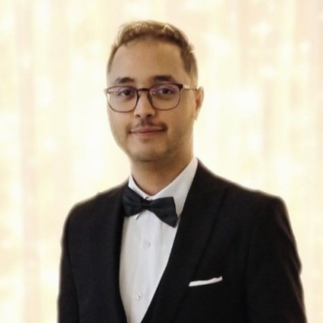 Portrait de Dhia, co-fondateur — meta ads & creative strategist d’EcomWhy
